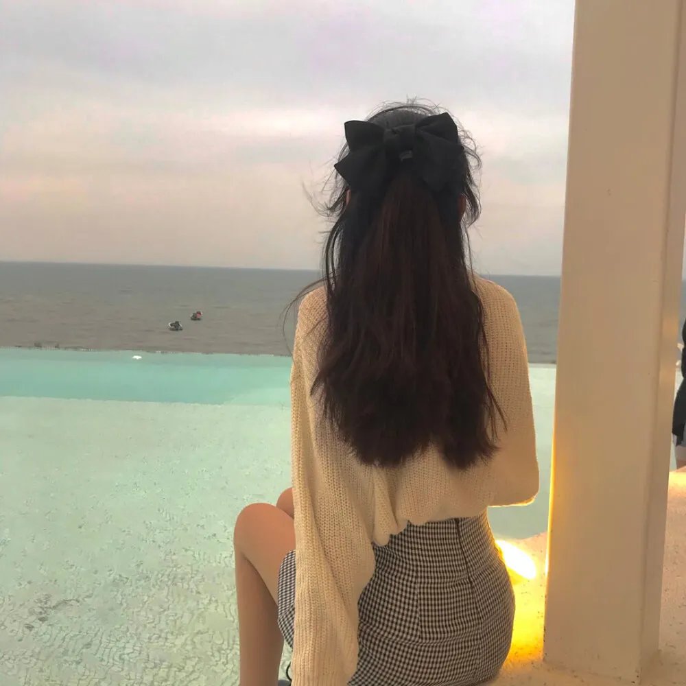 深锁春光一院愁